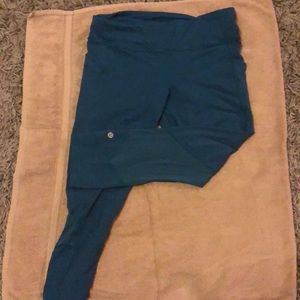 Lululemon Capri pants